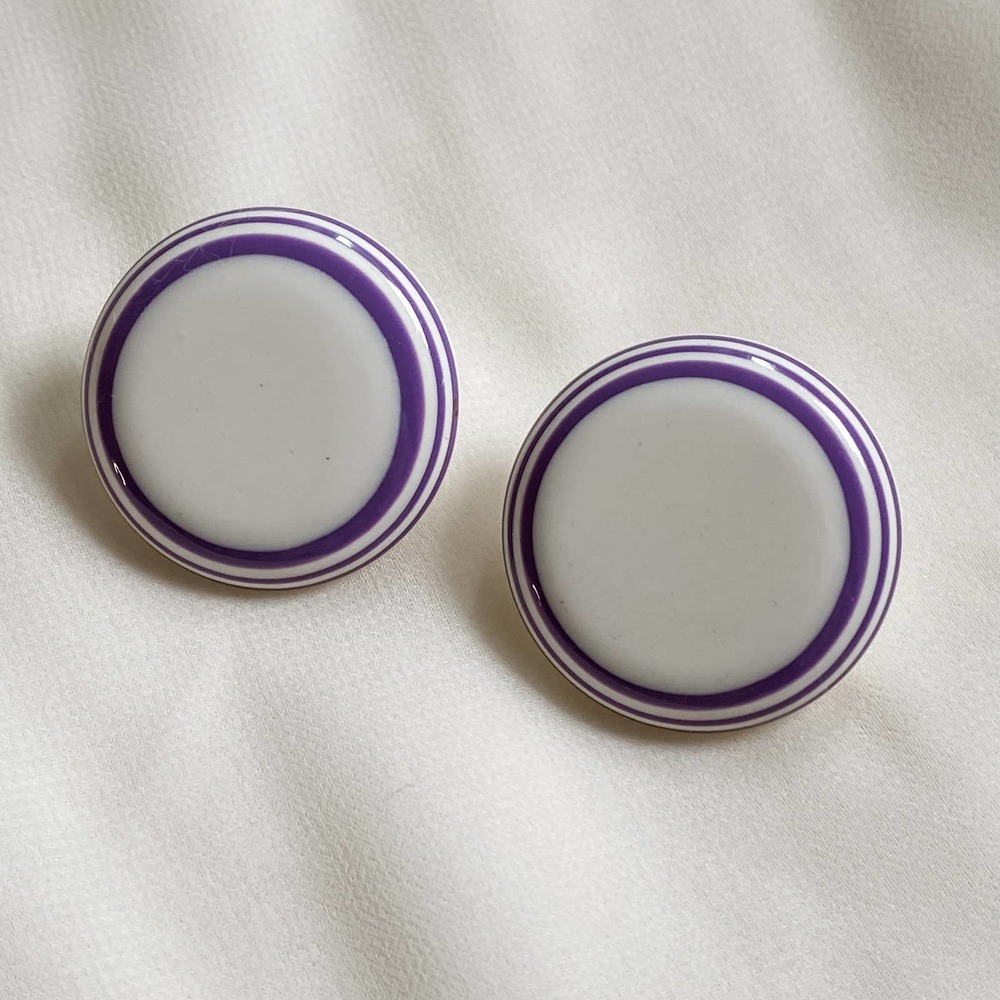 VTG Round White Lilac Statement Earrings